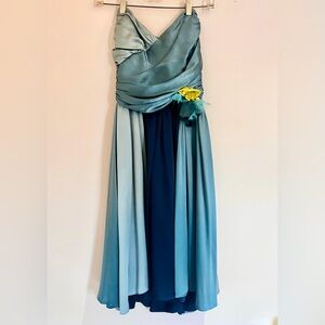 Betsy Johnson 100% silk strapless dress